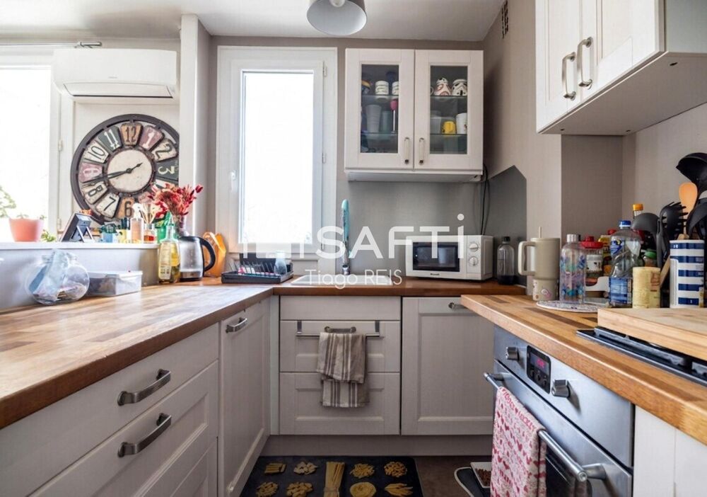 Rare à Guilhemery : Bel appartement T3