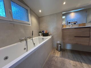  Maison � vendre 10 pi�ces 150 m� Marcenat