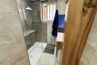  Appartement  vendre 4 pices 77 m