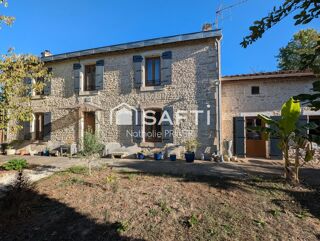 Maison 7 pièces 210 m² · à Vouille · 210 m² · 299 000 €
