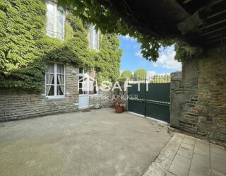  Maison à vendre 15 + pièces 351 m²