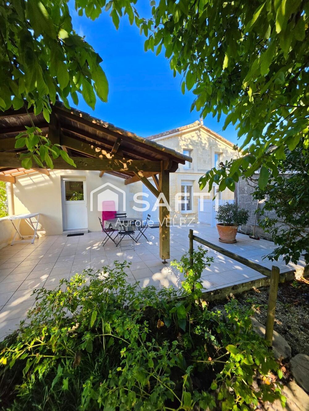 à vendre  Maison Saint-Germain-de-Lusignan (17500)