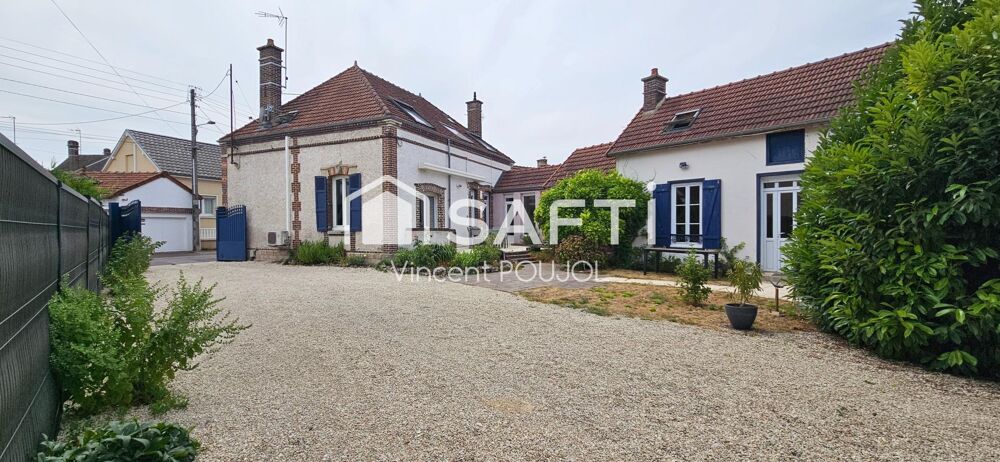 Maison de ville avec piscine couverte et chauffée