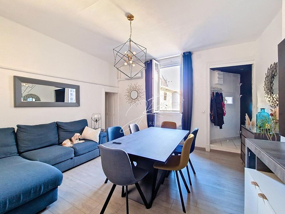 Appartement T3 2 chambres 52 m² et combles