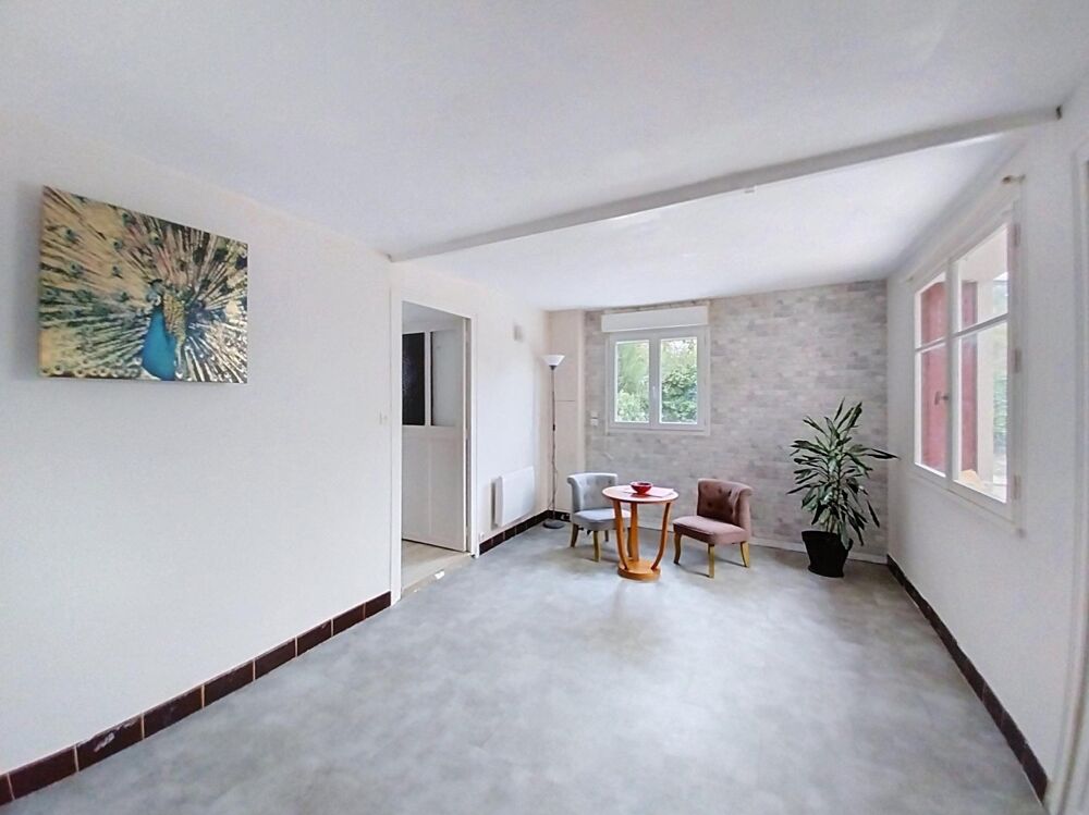Vente Maison Maison de 64m² située sur une belle parcelle Cormery