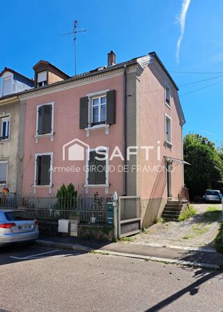  Immeuble à vendre 151 m²