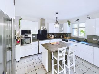  Maison  vendre 7 pices 182 m