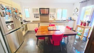  Maison à vendre 6 pièces 194 m²