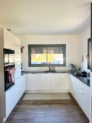  Maison � vendre 7 pi�ces 210 m�