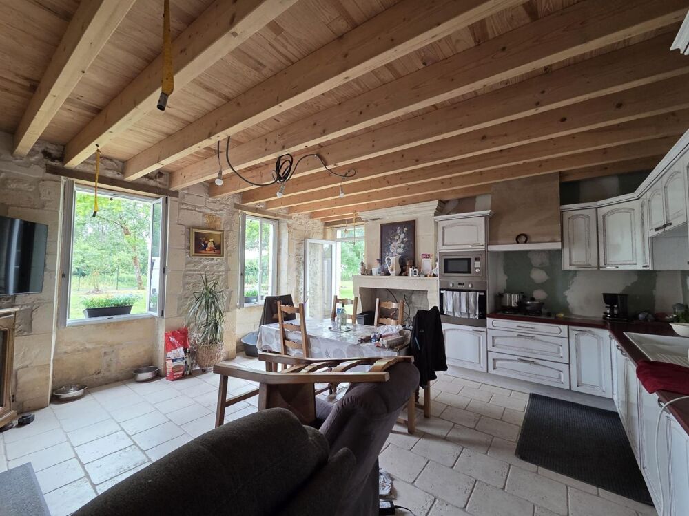 Vente Maison Charmante maison en pierre à finir de rénover, Saint-germain-du-seudre