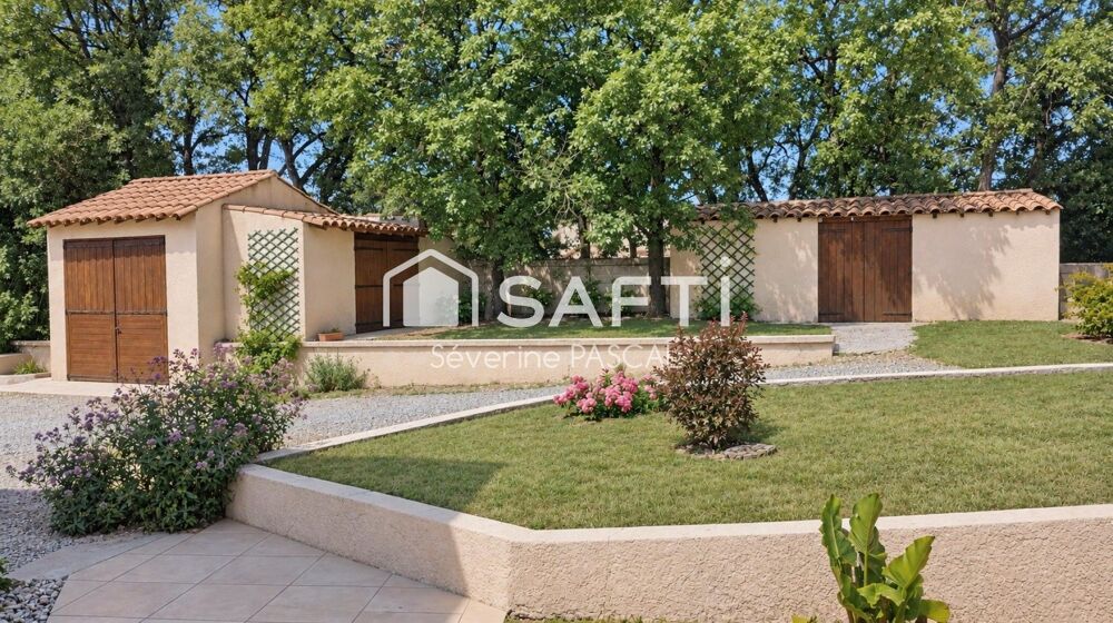 Grande maison familiale de 192m2 avec piscine, 6 chambres et 6152m2 de terrain