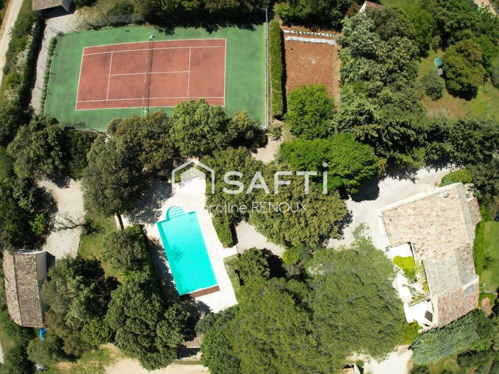 Vente Maison Bergerie du XVII -ème avec grand terrain- piscine- terrain de tennis- abris voitures Lauris