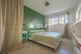 Vente Appartement BORDEAUX BASSINS A FLOTS Appartement 2 chambres, balcon, parking Bordeaux