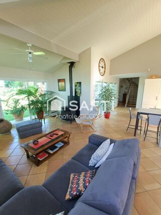  Maison � vendre 7 pi�ces 213 m�