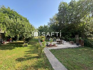  Maison à vendre 10 pièces 237 m²