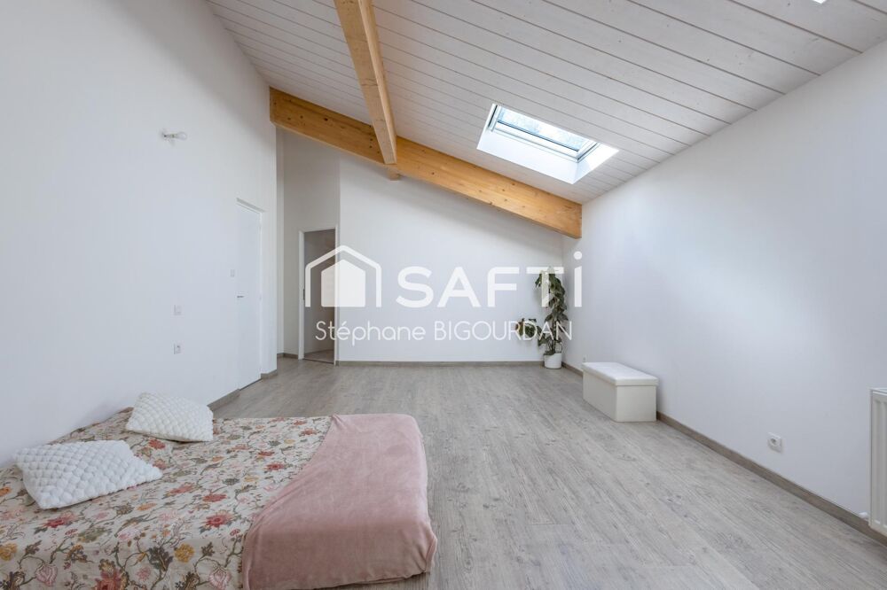 � vendre  Maison �cole-Valentin (25480)