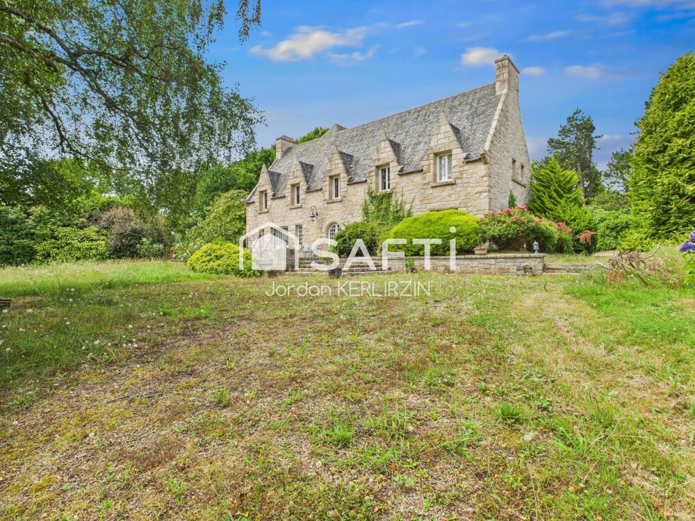Maison de Prestige avec 6 chambres + maison de 35m² sur un terrain de 10040m².