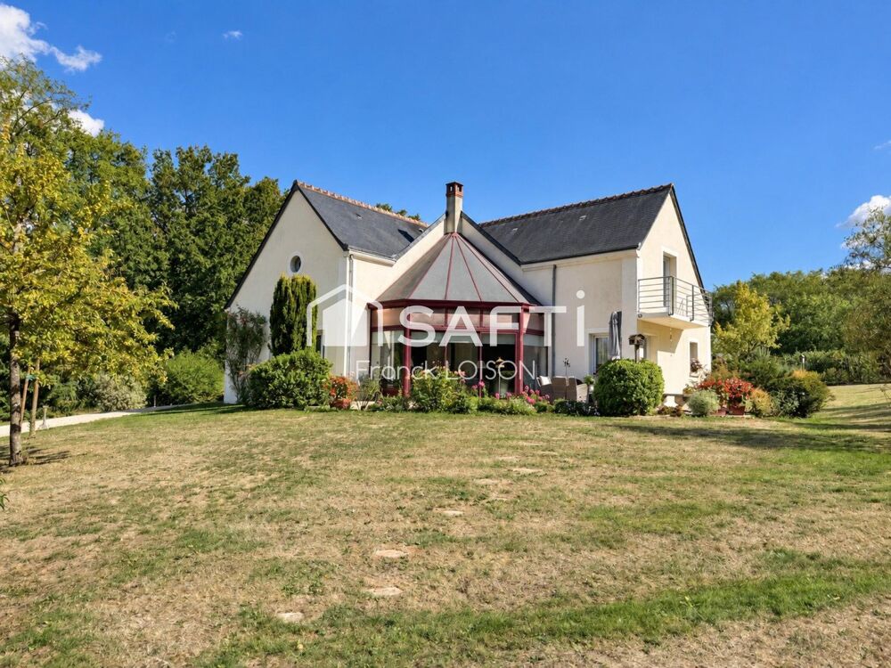 Maison darchitecte de 220 m² avec parc paysager entre Amboise et Vouvray
