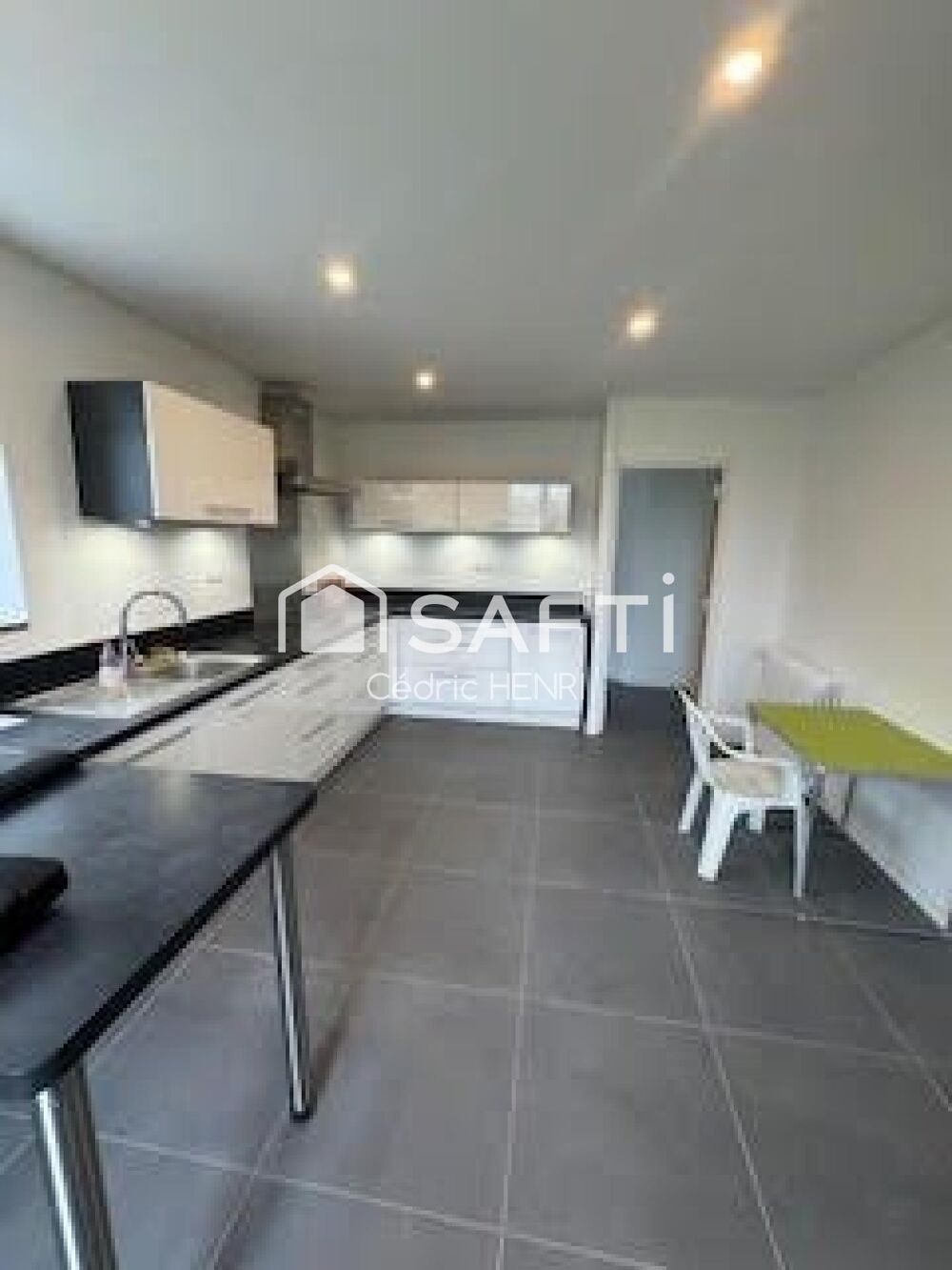 maison de village entièrement rénové sur parcelle de 812m2