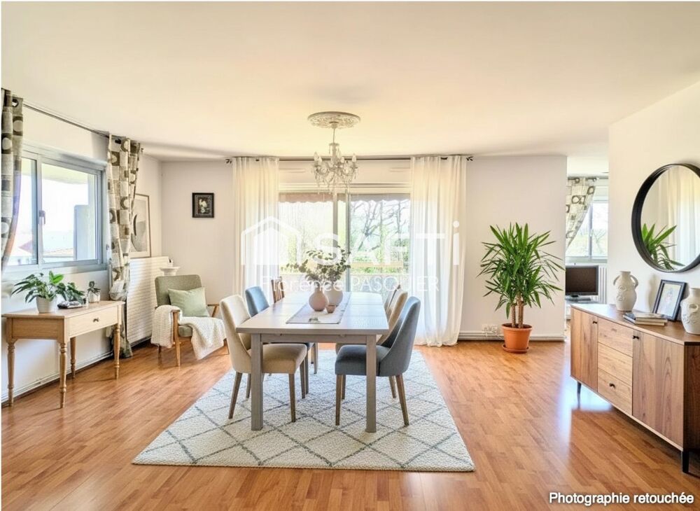 PESSAC CENTRE À PIED  96 m², GARAGE, ASCENSEUR, VUE PARC ET GARE À 11 MIN