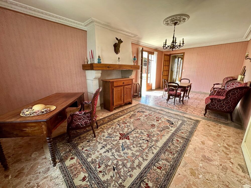 Vente Maison Propriété agricole de 220m² avec grande dépendance de 1000m² sur un terrain d'environ 2 hectares Magnan