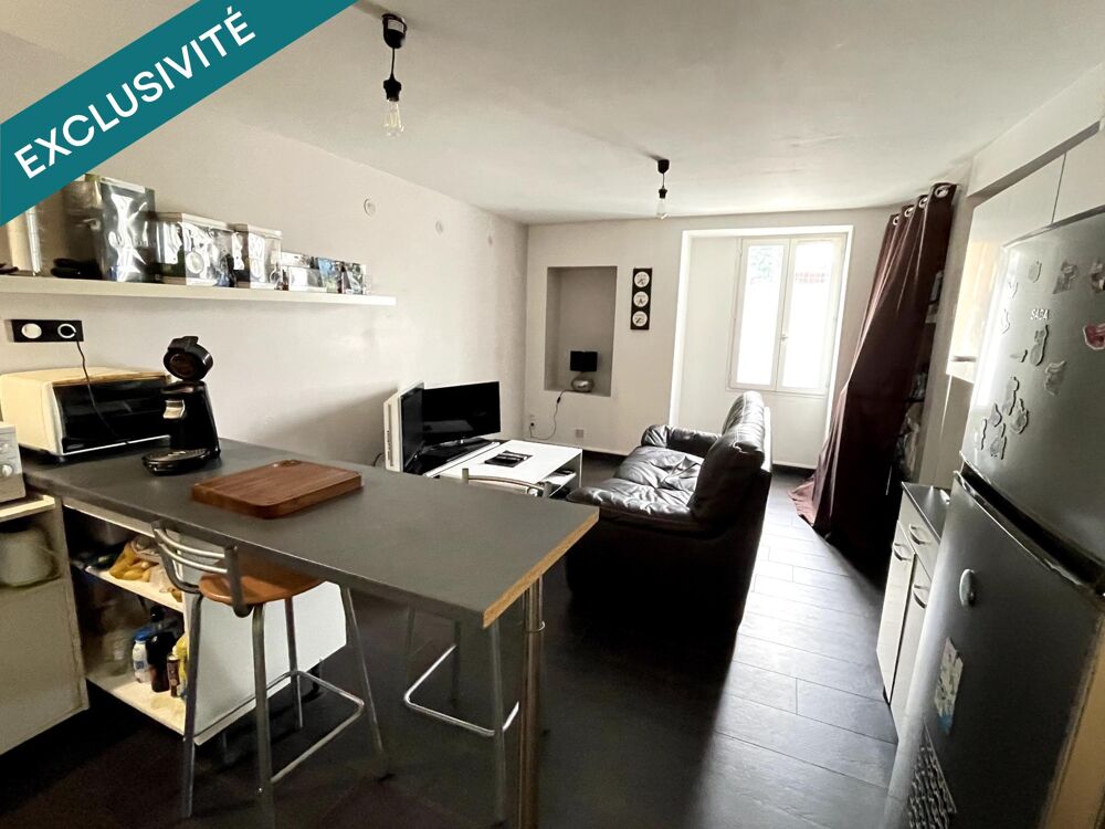 Appartement au rez-de-chaussée de chaussée, au pied de la vieille ville, avec vue sur la Cathédrale, à 50 m de la voie verte, et
