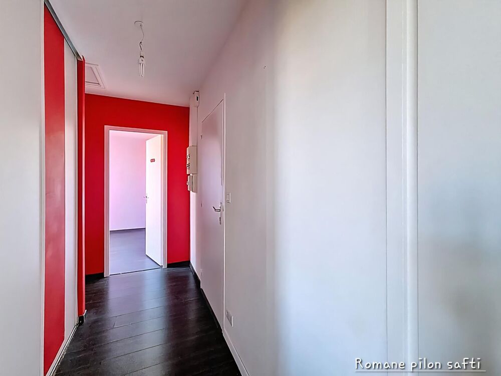 PLOUGONVELIN- APPARTEMENT AU CALME