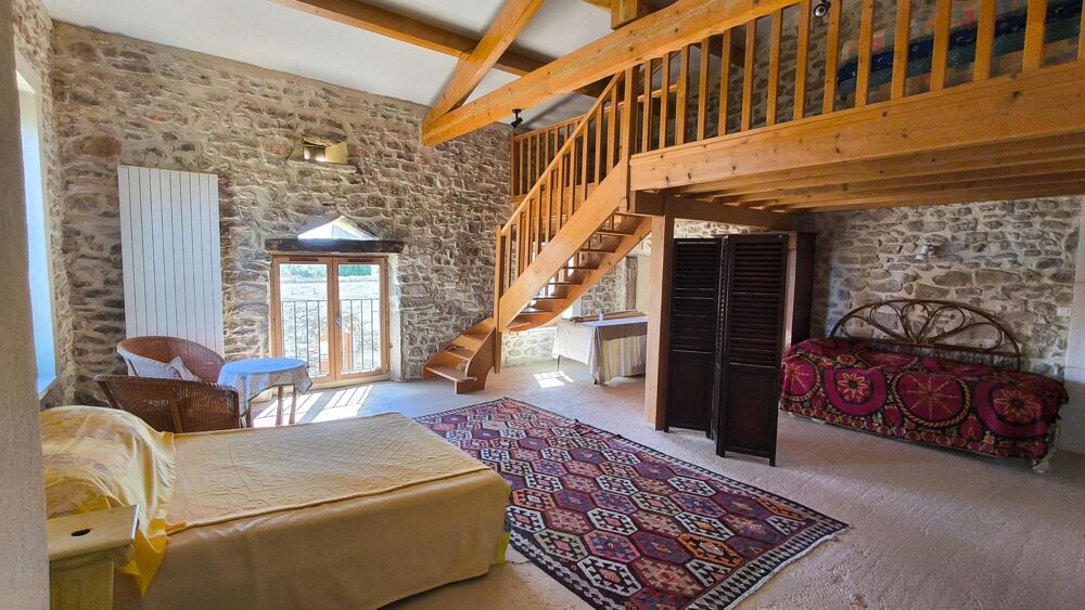 Vente Maison magnifique maison en pierre de caractère Taulignan