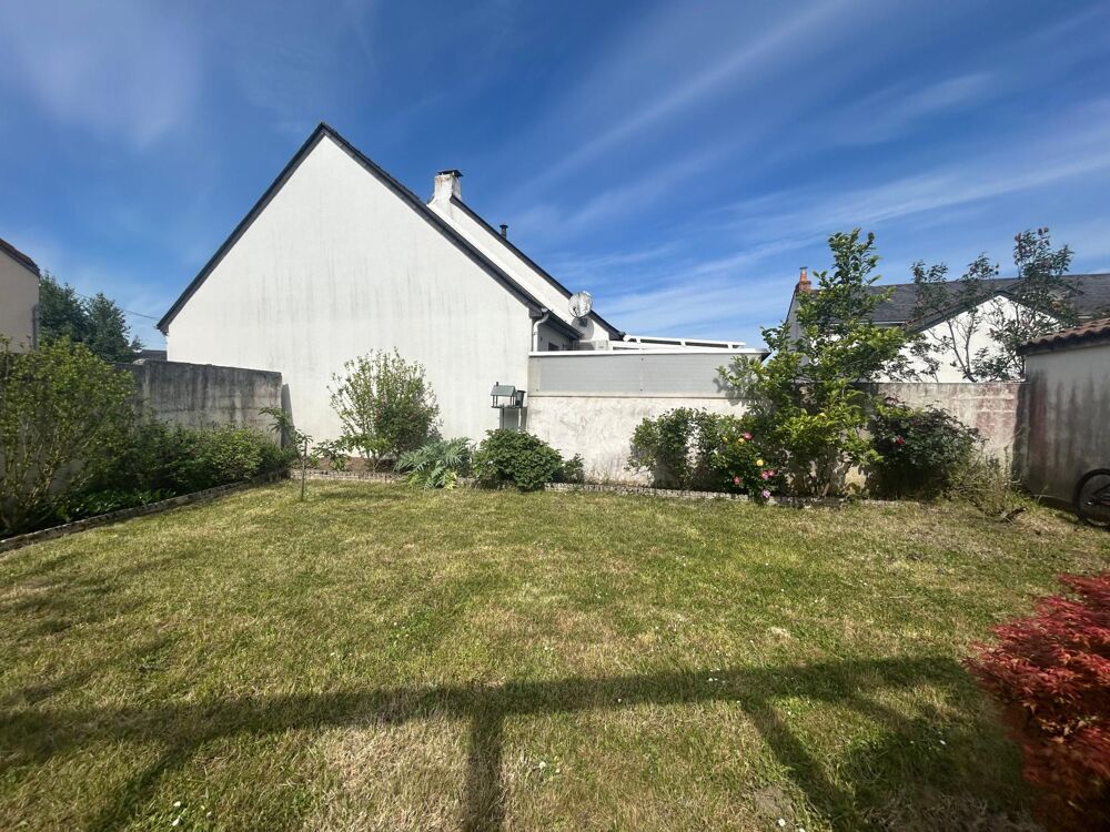 Rare sur le marché ! Maison 4 chambres avec un plateau de 150 m² exploitable en rez-de chaussée !
