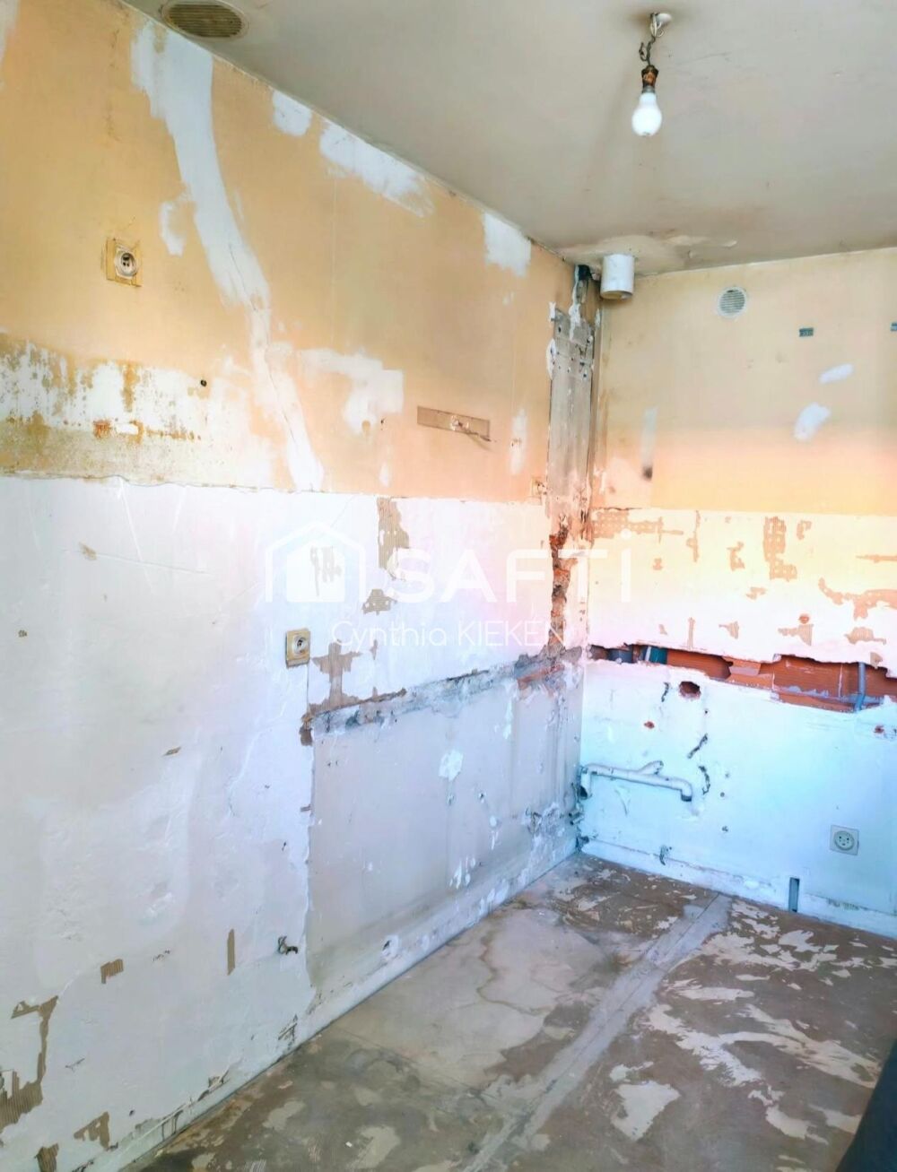 Vente Appartement T3 CENTRE VILLE A RENOVER ENTIEREMENT Pau