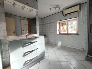  Maison � vendre 7 pi�ces 198 m�