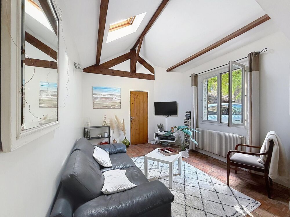 Vente Maison Maison en pierre de 133 m² habitables avec dépendance Vaureal
