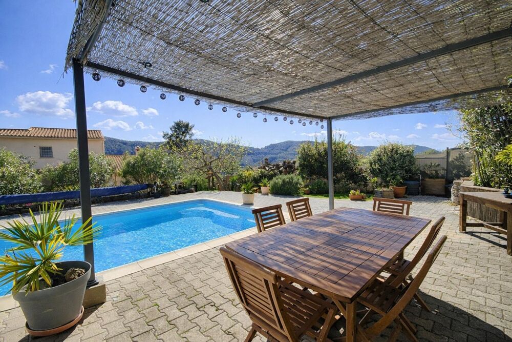 Vente Maison VILLA COUP DE CŒUR  155 m2 + PISCINE + VUE DÉGAGÉE + 1 290 m² DE TERRAIN AVEC PUITS !! Bagnols-en-foret