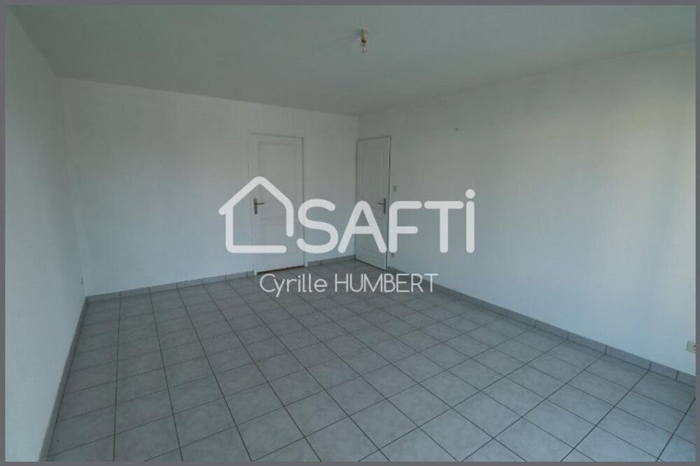 Location Appartement 54m² AU RDC. PAS UNE CAGE À POULES AU 4ÈME SANS ASCENSEUR Le russey