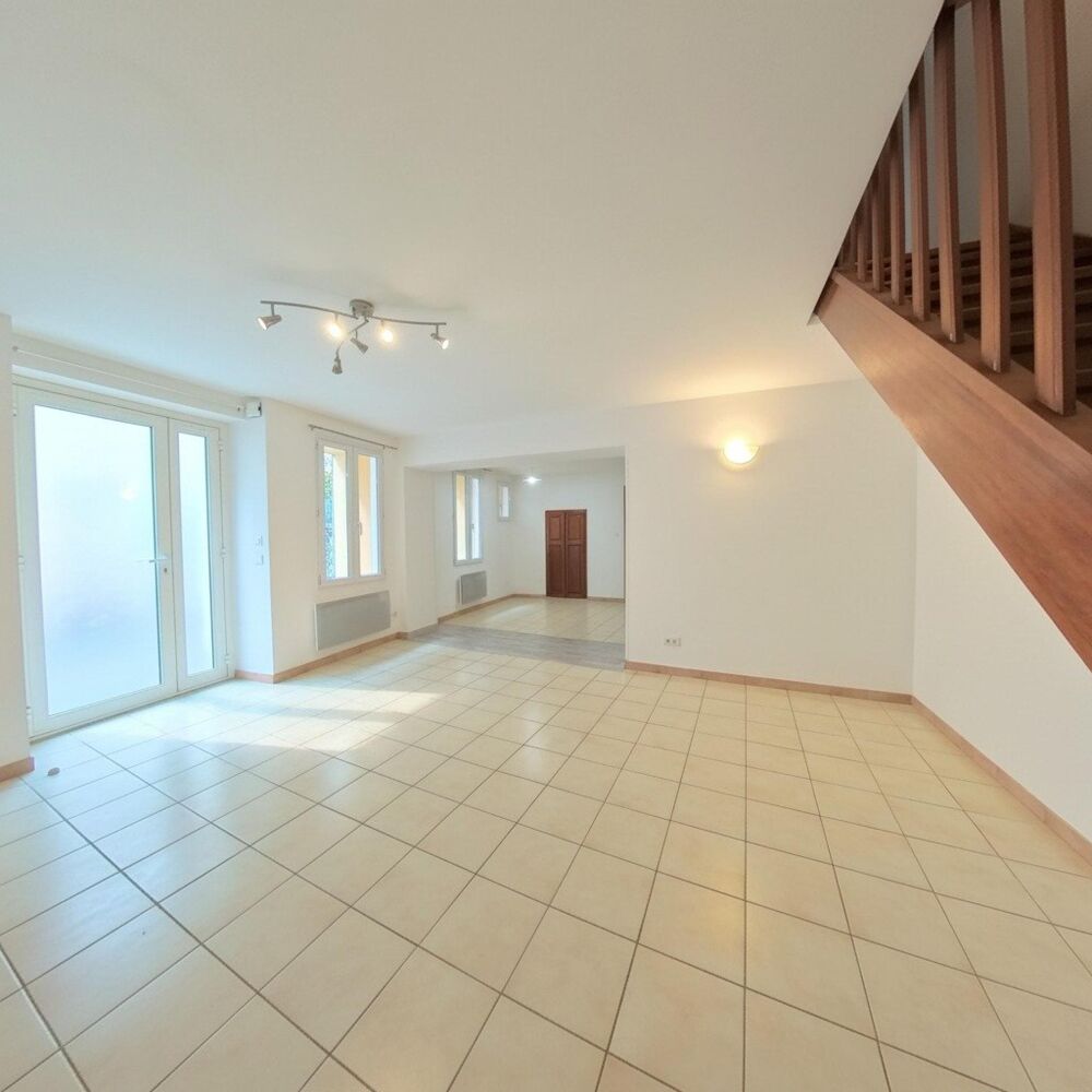 Vente Maison Le Thor, l'espace d'une maison familiale au cœur du village Le thor