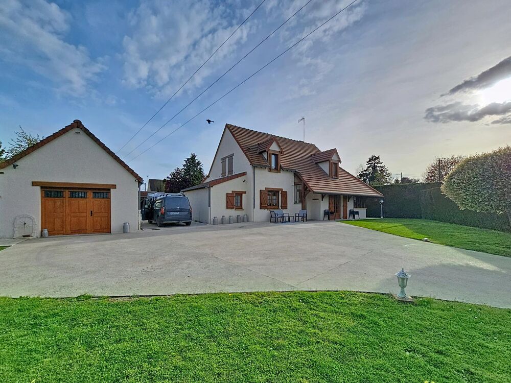 Vente Maison Maison 6 pièces 160m² avec piscine creusée proche Provins Soisy-bouy