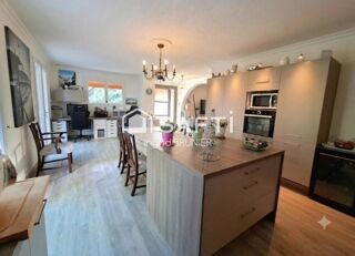  Maison à vendre 6 pièces 310 m²