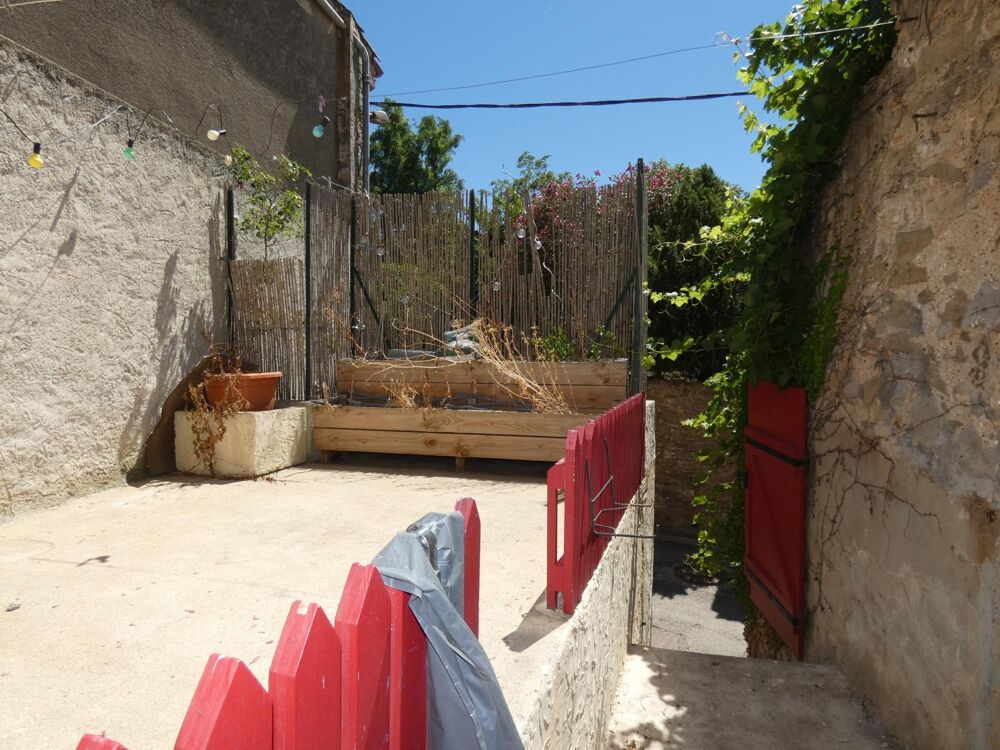 Vente Maison Maison de village 117m² avec cour et garage à vélo Lezignan-corbieres