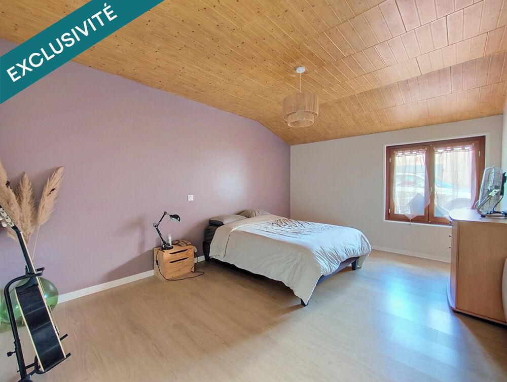 Vente Maison Maison en pierre rénovée 4 chambres et grand jardin Saint-savin