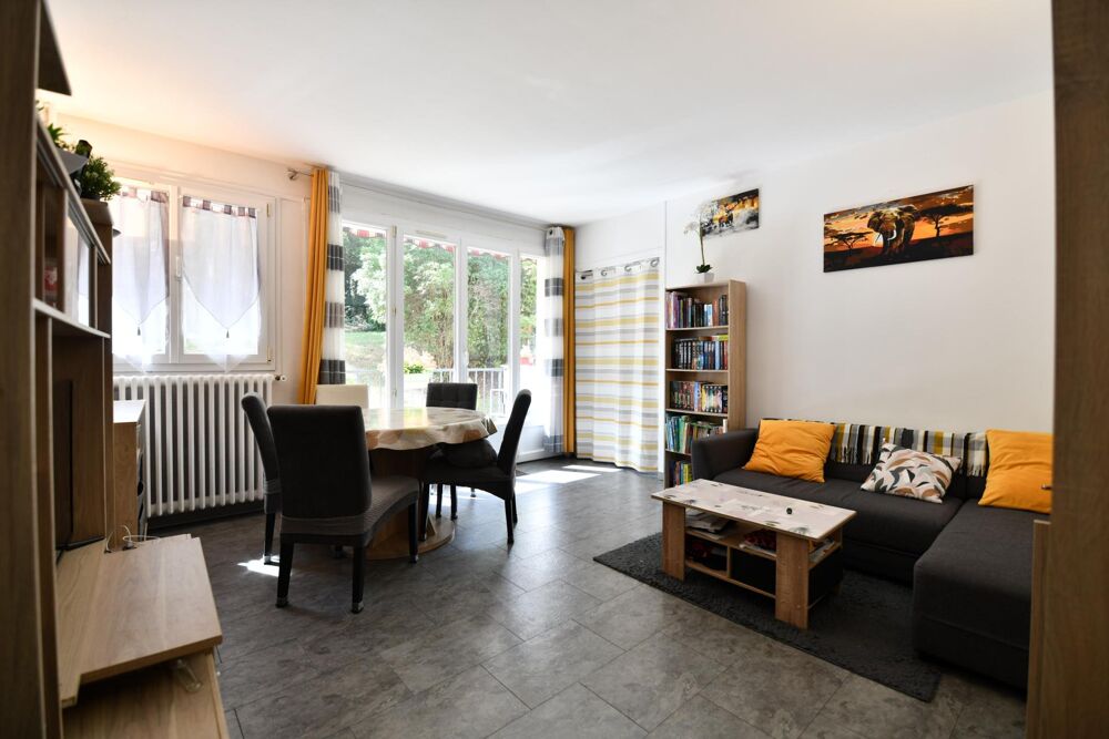 Vente Appartement Bel appartement de quatre pièces dans une résidence familiale et verdoyante! Palaiseau