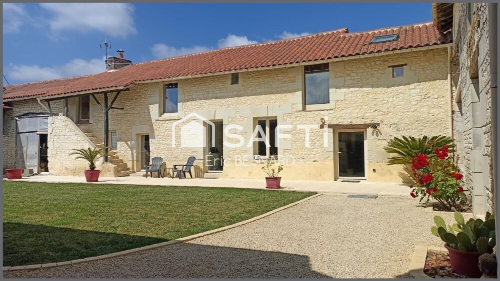 Corps de ferme de 7 pièces 180m2 environ 86200 LA ROCHE RIGAULT