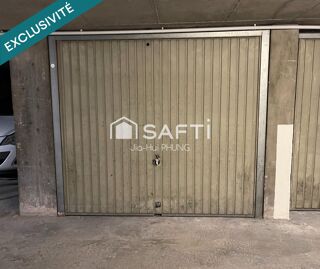  Parking / Garage  vendre 13 m