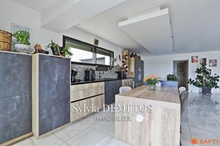  Maison à vendre 8 pièces 210 m²