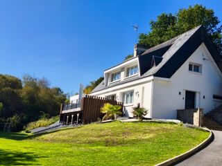  Maison  vendre 10 pices 280 m