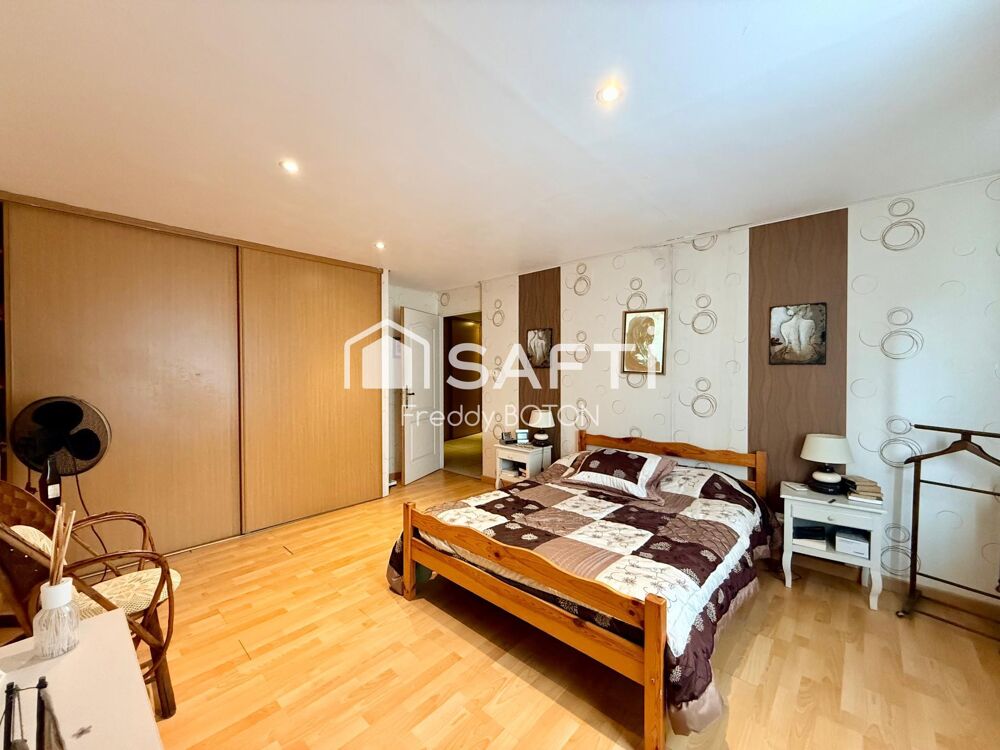 Volumes exceptionnels , double habitation , ouverture PVC double vitrage!