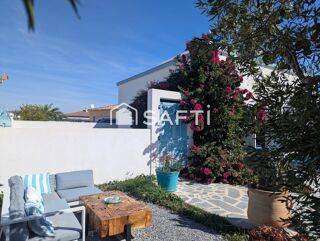 Vente Maison Belle villa récente construite en hauteur avec une vue imprenable sur le rocher de Roquebrune, piscine, possible agrandissement Roquebrune-sur-argens