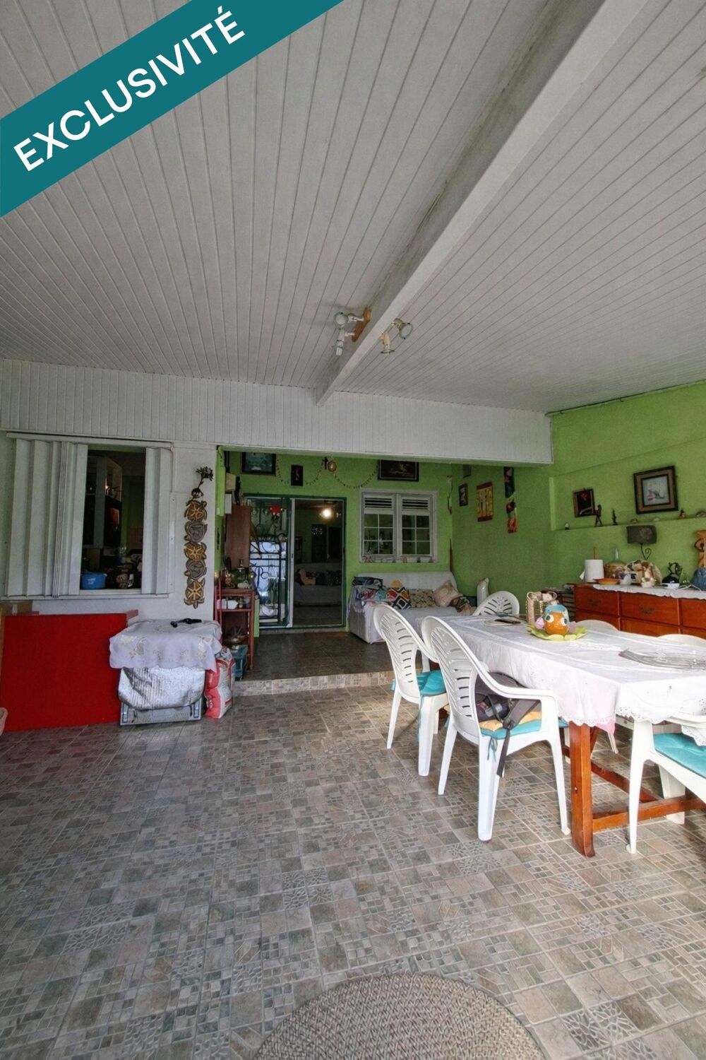 Cadre calme et volumes généreux pour cette maison familiale