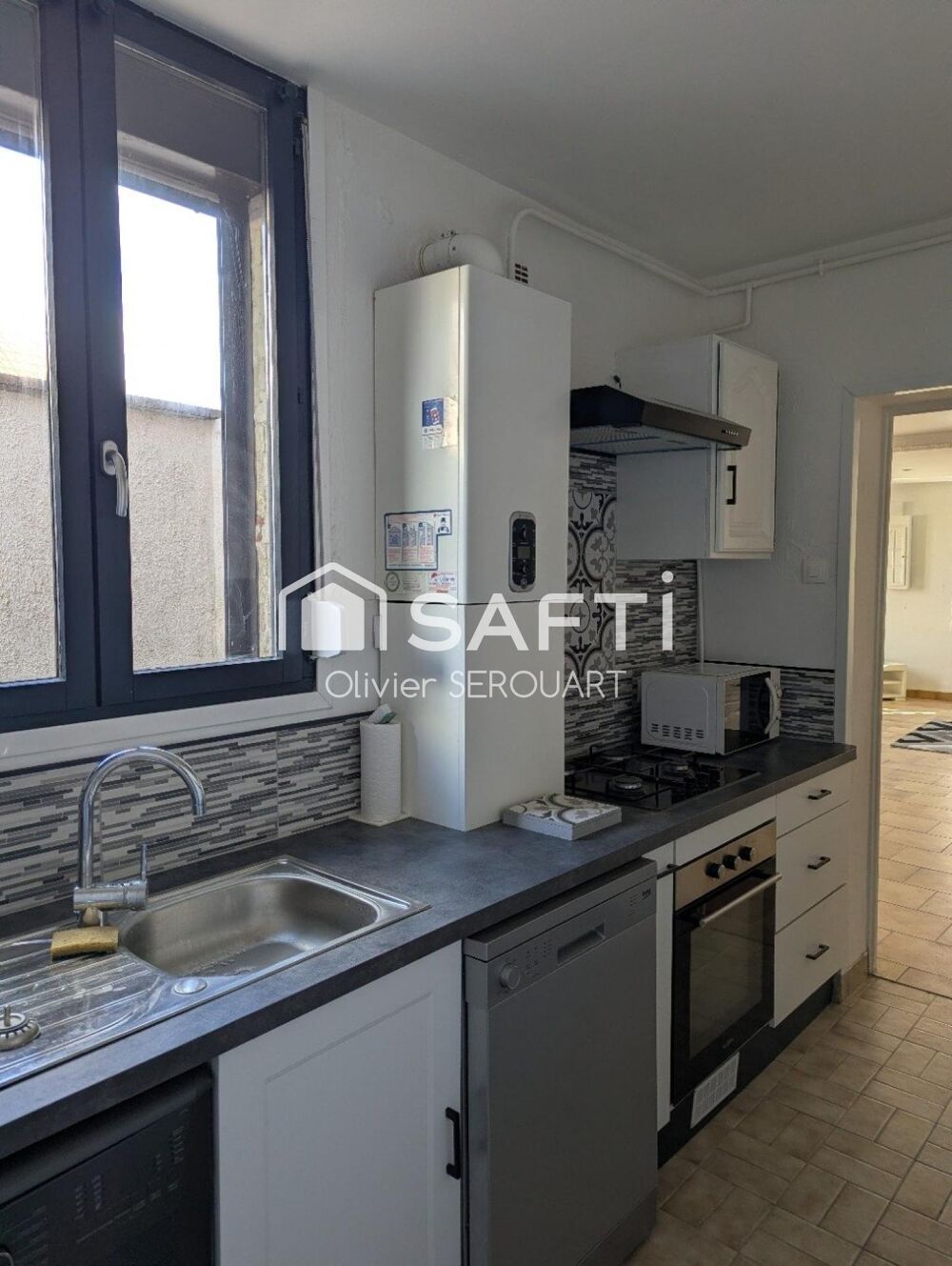 MAISON RÉNOVÉE  104 m²  3 CHAMBRES  COUR & GARAGE
