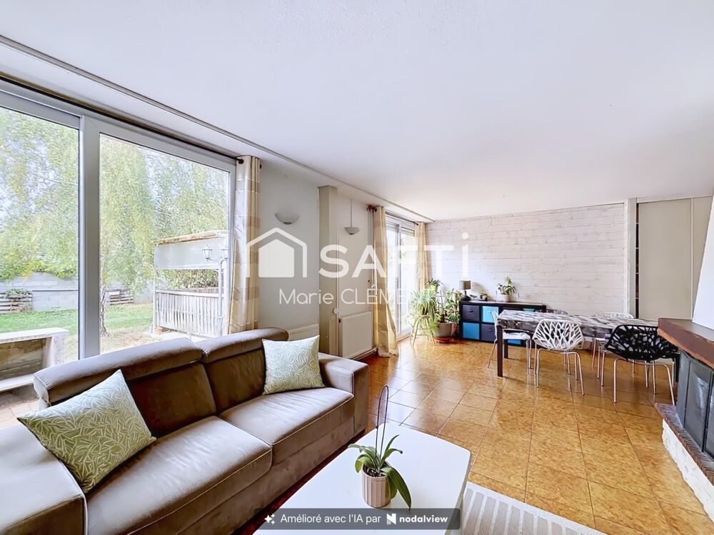 Vente Maison Maison de plain pied quartier Pasteur, séjour de 42 m2, 3 chambres, garage et jardin Brie-comte-robert