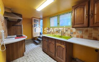 Vente Maison MAISON DE 120 M² À RÉNOVER – BEAU POTENTIEL ET DÉPENDANCES Saint-poix